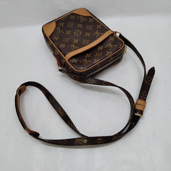 Louis Vuitton Danube Brown Monogram Shoulder Bag mon-650-090625 - Picture 4 of 9